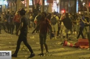 Обезумевшие французы едва не разгромили Париж после матча на ЧМ-2018. Культура, однако.