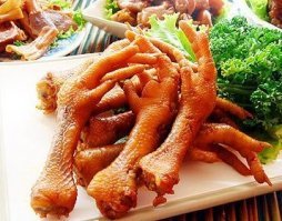 Куриные ноги по-китайски.