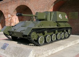 "..самоходчики пользуются частично бронированной СУ-85..."
Это как так? Су-85 была полностью бронированной!
Может автор путает её с "голожопым фердинандом" Су-76м?
Тогда, Автор: Дмитрий, учите матчасть:

На посл. фото они обе.