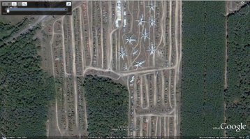 Какой нафиг отстойник?
Нет там уже ничего,
Сверху фото примерно 2002 года, ниже 2014