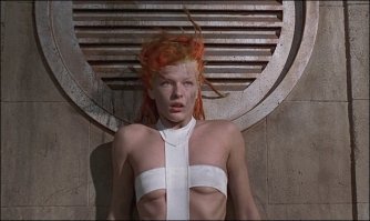 Прыгает она не в том костюме.