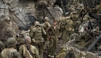 В "Тихий океан" его увидел, смотрю лицо знакомое. Так и не вспомнил пока не за гуглил, что он из "Парк Юрского период".