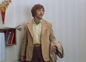 Девушка надела плащ-невидимку и исчезла прямо на глазах