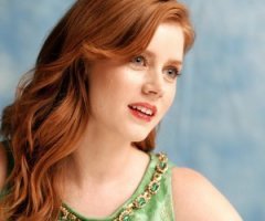 Э ми Лу А дамс и А йла Лэ нг Фи шер