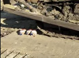 ...материальный ущерб, который мог быть нанесен правообладателям записанной на них информации мог бы составить около 26 миллионов рублей
----------------------
А моральный ущерб, от трёх замороженных гусей раздавленных трактором, напоминающий публичную казнь, просто несоизмерим ни с чем.