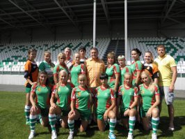 Американский футбол.

Наши девчонки по Регби-7 выглядят так