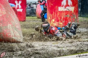 Хомяками в пейнтболе называют новичков. Так что данное утверждение имеет место быть.