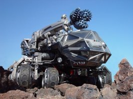 Машину для Марса НАСА походу взяли из фильма Армагеддон и скрестили с нашим Карателем))