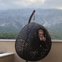 Белочка пришла?