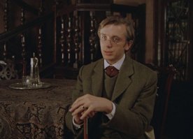 Я полагаю, доктор, что вы можете отличить череп негра от черепа эскимоса?
  Разумеется, могу.
  Каким образом?
  Но ведь это мой конек! Разница между тем и другим совершенно очевидна. Надбровные дуги, лицевой угол, строение челюсти 
  А у меня тоже есть свой конек. На мой взгляд, разница между
боргесом на шпонах, которым набираются передовицы  Таймса , и слепым шрифтом дешевеньких вечерних листков не менее очевидна, чем разница между вашими неграми и эскимосами. Знание шрифтов   одно из самых элементарных требовании к сыщику, хотя должен признаться, что во дни своей юности я однажды спутал  Лидского Меркурия  с  Утренними известиями . Но передовицу  Таймса  ни с чем не спутаешь, и эти слова могли быть вырезаны только оттуда.
(с) Артур Конан Дойл, Собака Баскервилей.