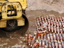 Иногда принести полные не дают злые дядьки с бородами.
.