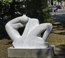 не надо по заграницам мотаться ради необычного.  
у нас тоже в наличии