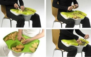 Очень удобно чистить картоху. Национальный белорусский гаджет ;)