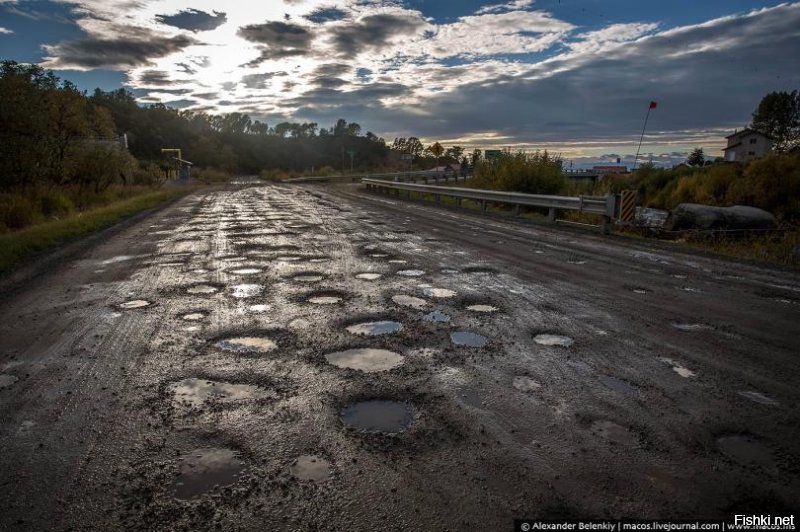 Хм))) Ну да Россия она вся такая. Признаю)) Или это не Россия?