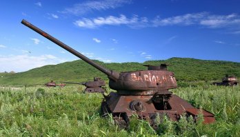 Не стреляй! Заброшенные танки со всего мира