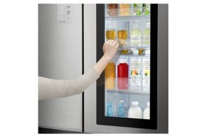 Держи,  уже есть такой от lg, правда стоит не дёшево.