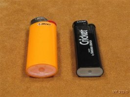 По мне, форма у Bic гораздо удобнее и выглядит красивее.