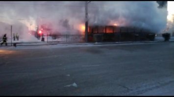 Павлодар, контраст. советские уже горят один за одним
