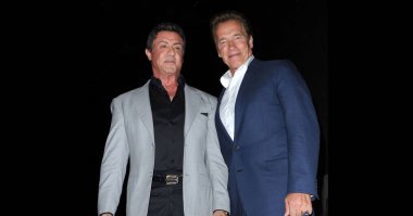 Такие враги, что всю дорогу вместе фоткаются.