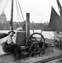 англия и казахстан 100 лет назад