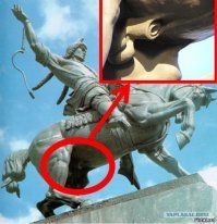 А где комменты уфимцев?Походу эти "девушки" местные черниковские.Куда "подальше" их можно было увезти?Разве что к Салавату Юлаеву,у коня которого яйца,способны успокоить любую разбушевавшуюся блясь.