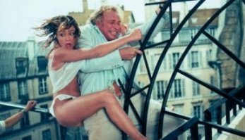 Да, это уже не то. Сейчас скорее актуальна фраза, приехать в Париж и можно быть убитым :)
Вот в те времена побывать бы: