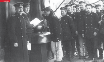 Минздрав посоветовал пить вино в жару