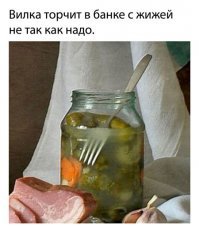Если отложить идеологическую составляющую, то по сути здесь выложены постановочные работы.Вот вы говорите натюрморт, но не все изображения понравились. Зачастую просто накиданы хаотично. Вот посмотрите, если вы заметили: