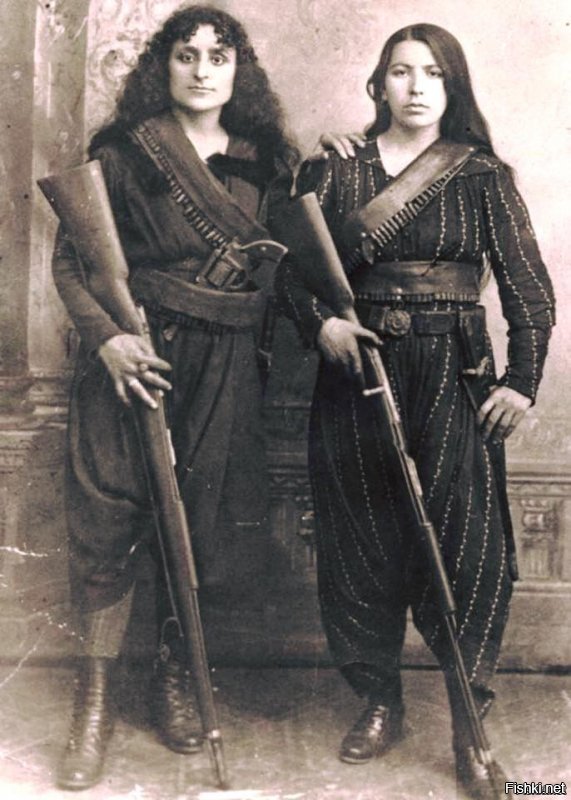 Армянские женщины ещё в османскую дрались! Что уж им какого-то жлоба завалить...