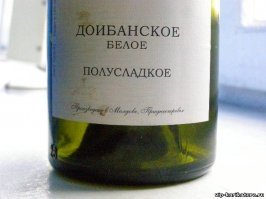 Минздрав посоветовал пить вино в жару