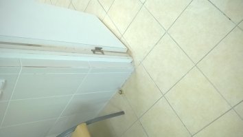 У нас в каждой новой поликлинике таких строительных перлов можно с сотню насобирать!