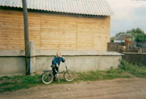 Аж всплакнула
Детство - самое счастливое время (по крайней мере для меня)