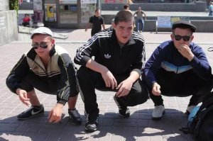 Минздрав посоветовал пить вино в жару