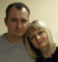 Жена судя по виду старше его