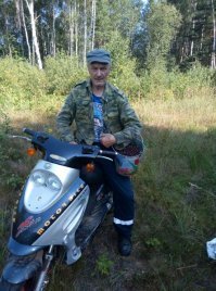 Не, мы по старинке (ежевичка). А так еще малина, земляника, каринка.