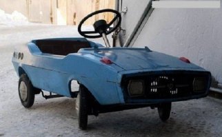 У меня такая-же только красная. Состояние примерно такое-же. Племянницы катаются.