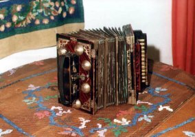 тальяночка и да,она звенит