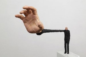 А Вам не кажется, что расстояние от унитаза до держателя рулона туалетной бумаги несколько великовато. Впрочем это дело привычки. Может Вам норм.