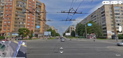 А я вот Питер вижу, угол Луначарского и Есенина.