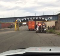 Вот глядишь на такие фото и понимаешь, это не у нас "мост глупости", это количество идиотов примерно везде одно и тоже.