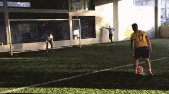 не его день просто