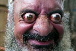 Момо - ночной кошмар интернета. Что это такое?