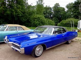 Когда Coca-Cola была настоящей: автомобили на старых фотографиях из США