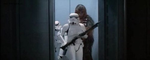 А штурмовики из Звёздных войн ходят с MG42