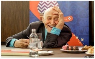 Хитрая дамочка попыталась вынести курицу в интимном месте