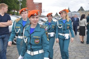 МЧС ему, нехватает :)