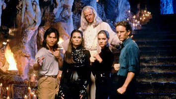 Как вижу этот логотип, сразу вспоминается "Смертельная Битва"