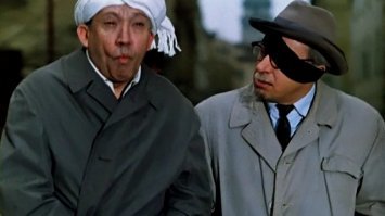 Поддерживаю!
Ограбление Века!!!
"Что несёте? -Картину РембрАнта,на реставрацию!"