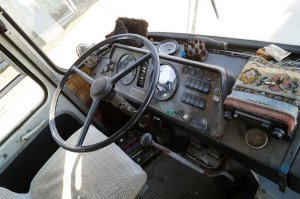 Помню этот кривой рычаг, и ?банутое расположение передач