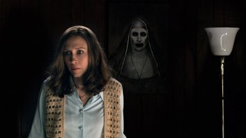 ну в самом фильме кстати эта монахиня реально прикольно смотрится!
Сам фильм и сюжет конечно рука-лицо, собраны все тупорылые клише главных героев, и сюжет - здравствуй дерево, но вот конкретно сценки с этим персонажем, ее появлениями реально знатно сделаны! Рекомендую посмотреть хотя бы из-за них - что первую что вторую часть